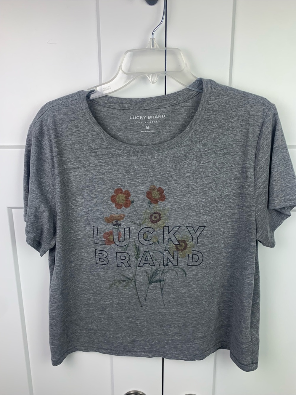 Lucky Brand Women’s Gray Graphic Floral Logo Crew Neck Tee M Short Sleeve